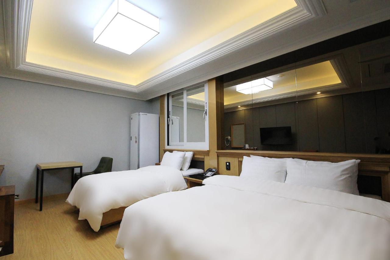 Duzon Business Hotel Gwangju Metropolitan City Dış mekan fotoğraf